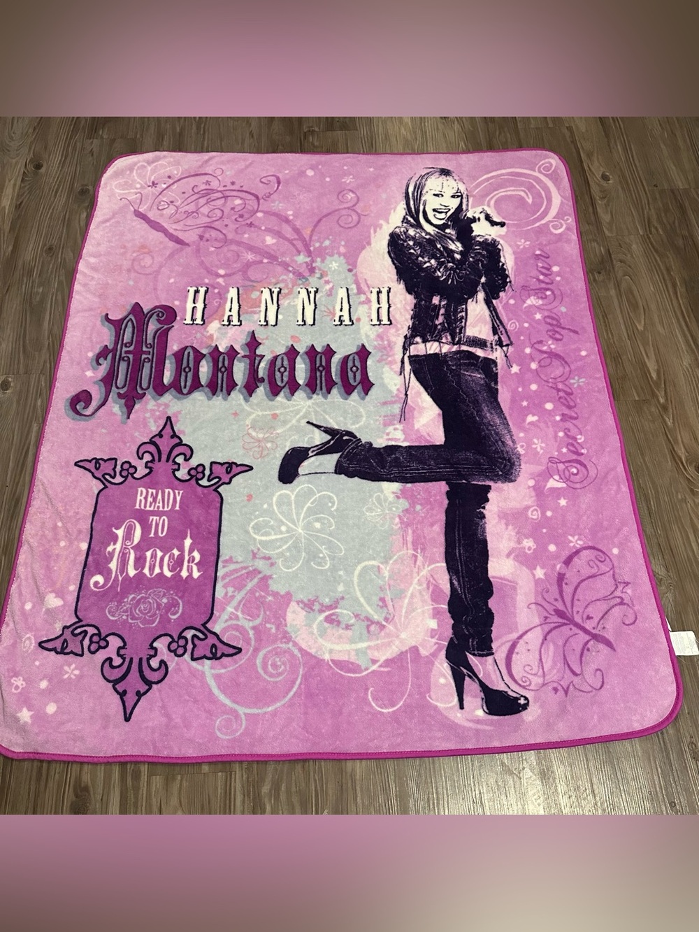 Hannah Montana Graphic Blanket